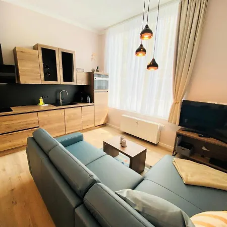 Berringer Aal, An Der Promenade Росток